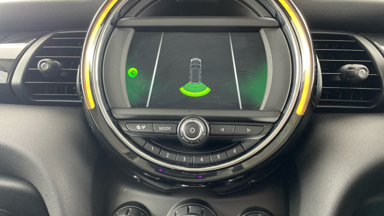 MINI Hatchback 1.5 Cooper II 5dr Petrol Hatchback